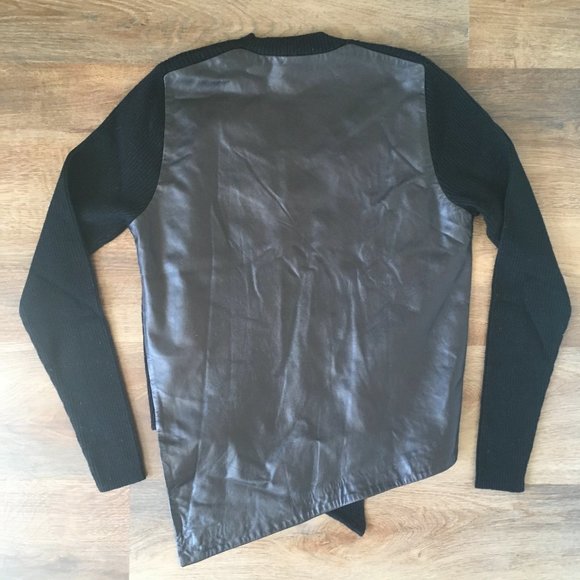 Revolve Soyer Black Leather Wool V Neck Asymmetrical Ribbed Crop Sweater Small - Picture 5 of 14